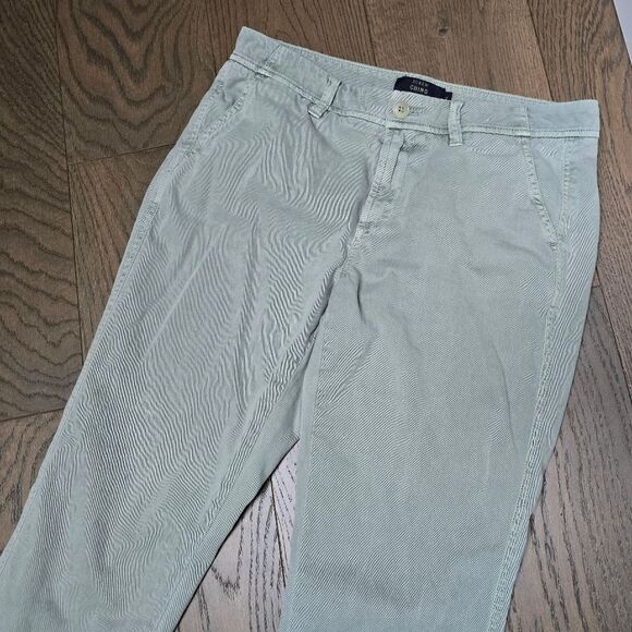 J. Crew Chino Cotton Mid Rise Pant in Sage Vintage Laurel - Picture 2 of 9